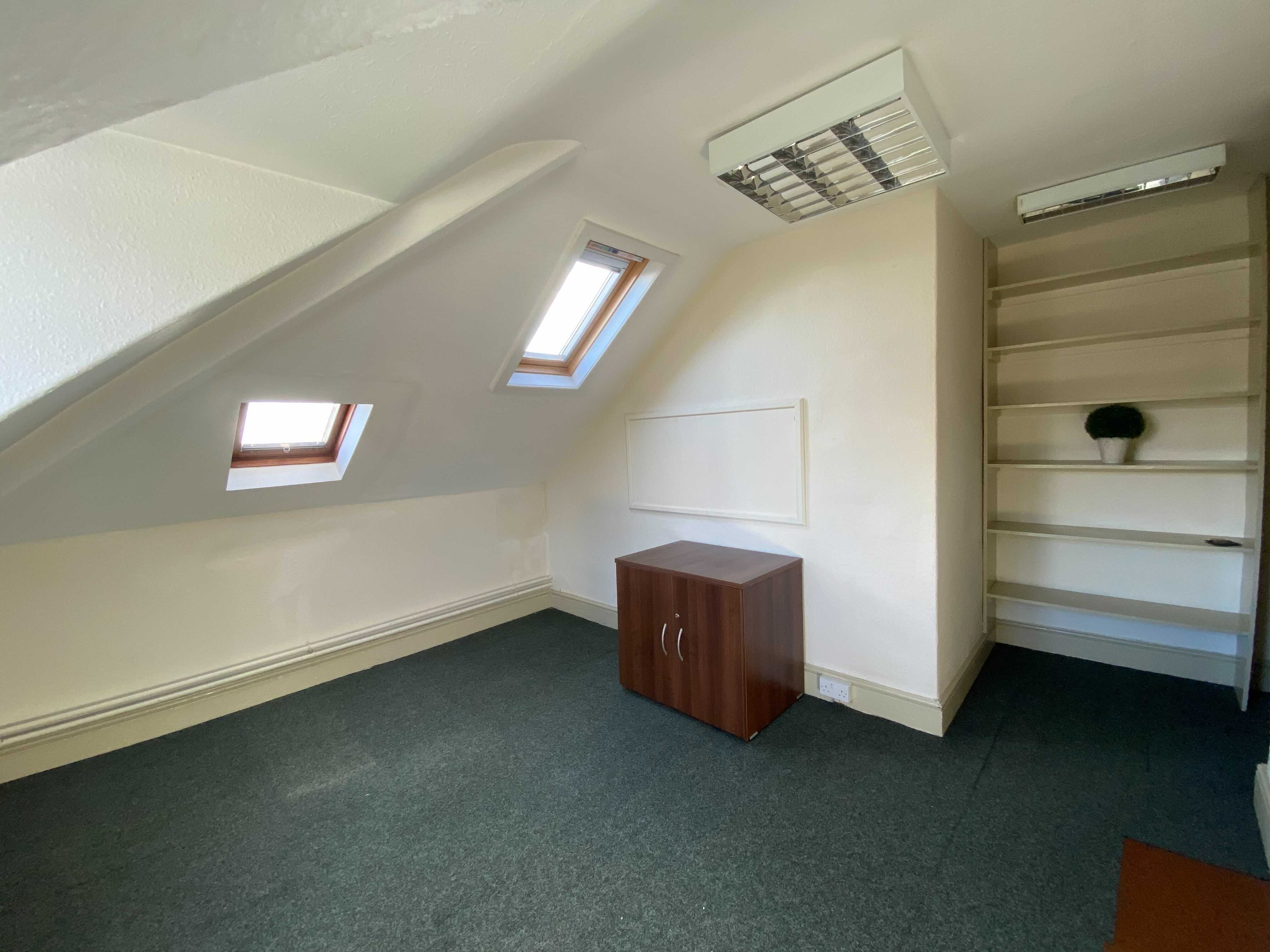 Room 22 (S1) | 16 Trinity Square, Llandudno Serviced Offices, Conwy ...